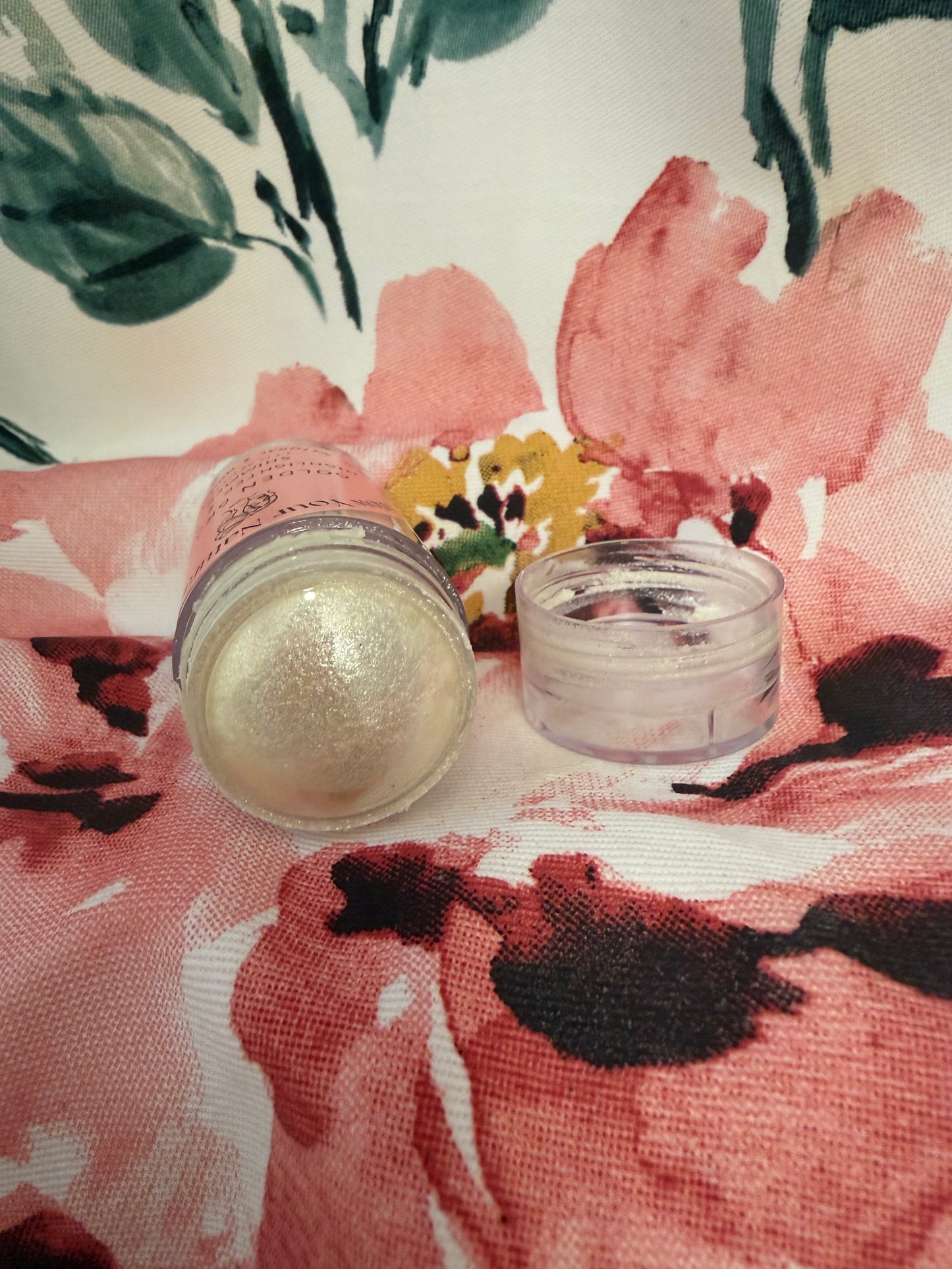 Golden Graze Highlighter & Body Shimmer